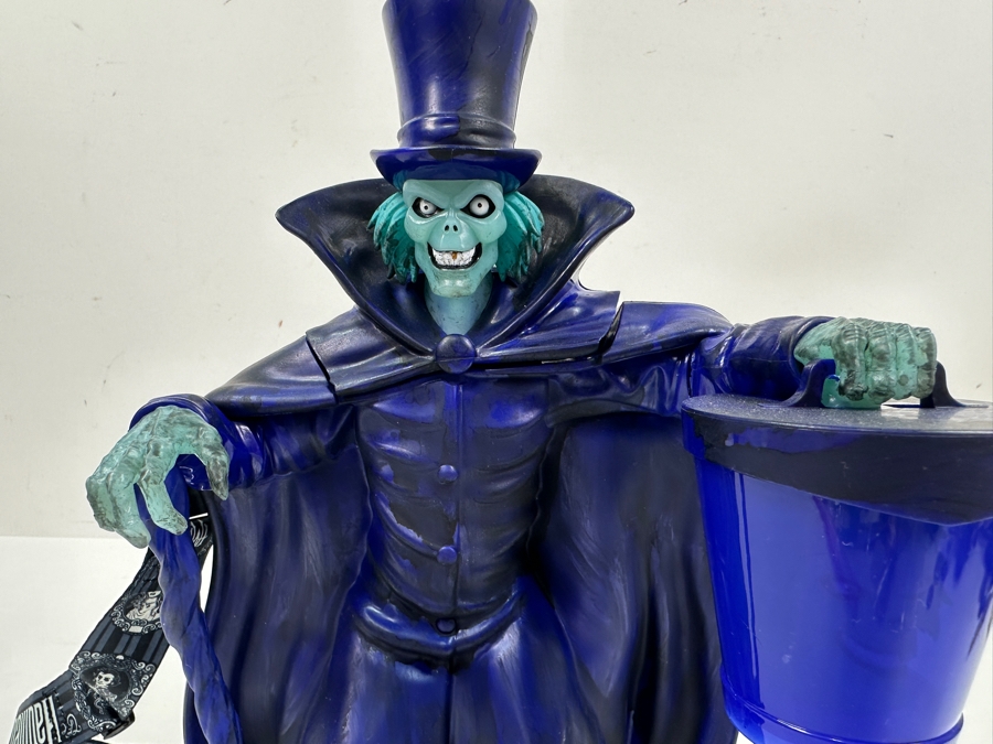 Disney Parks Haunted Mansion Hatbox Ghost Sipper 7'W x 10.5'H [Photo 2]