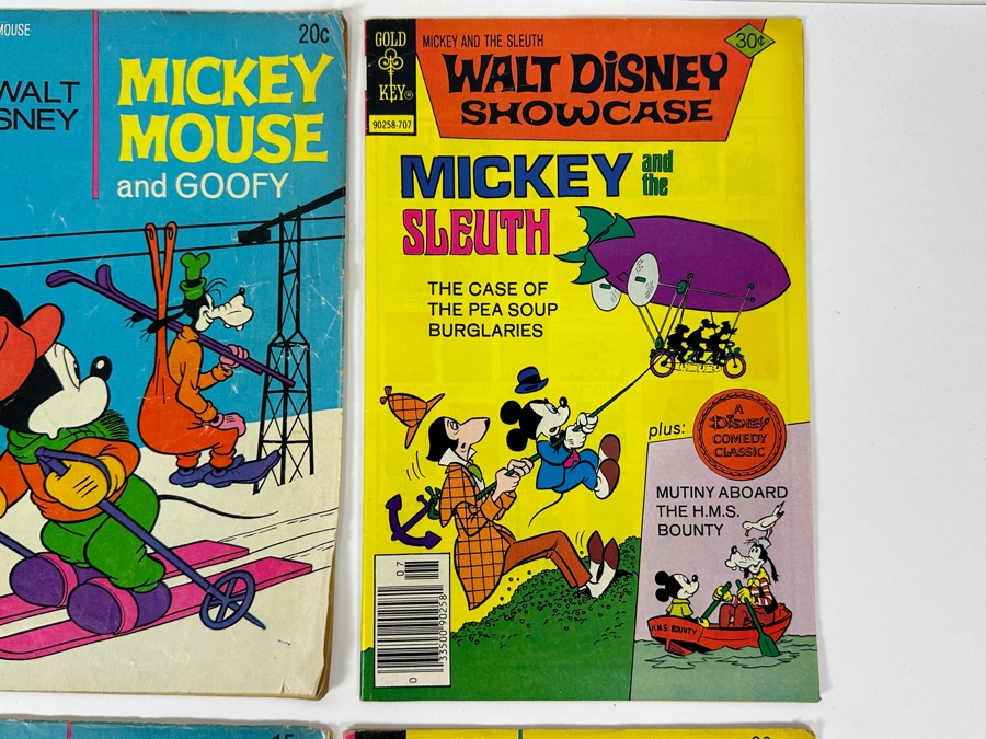 (6) Vintage Gold Key Comics Walt Disney: Mickey Mouse, Mickey Mouse And Goofy, Walt Disney Showcase Mickey And The Sleuth And Mickey Mouse And Pluto Comic Books [Photo 3]