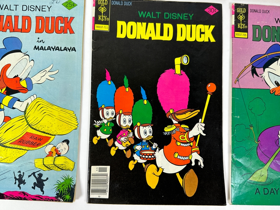 (6) Gold Key Walt Disney Donald Duck Comic Books [Photo 6]