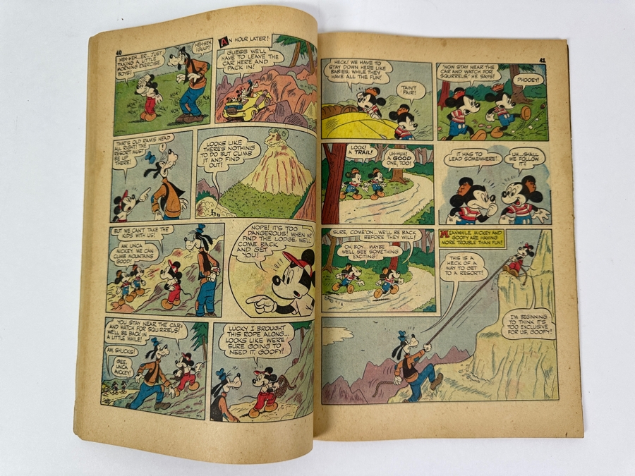 Vintage 1951 Dell Comics Walt Disney's Vacation Parade No. 2 Comic Book [Photo 7]