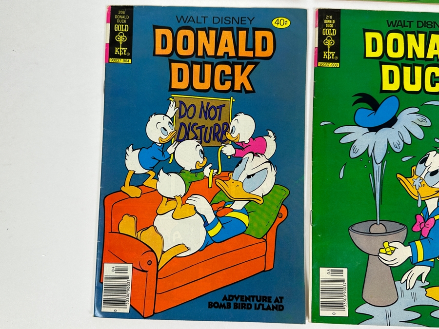 (6) Gold Key Comics / Whitman Walt Disney Comic Books [Photo 5]