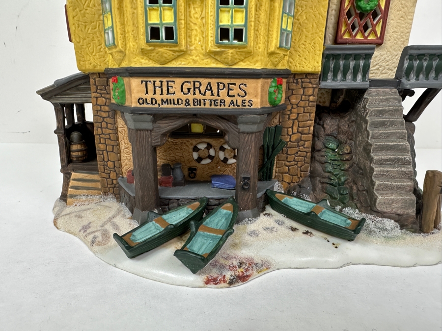 Limited Edition (Limited To 1996) Department 56 Heritage Village Collection Dickens' Village Series 'The Grapes Inn' 5th Edition, 1996 With Original Box [Photo 4]