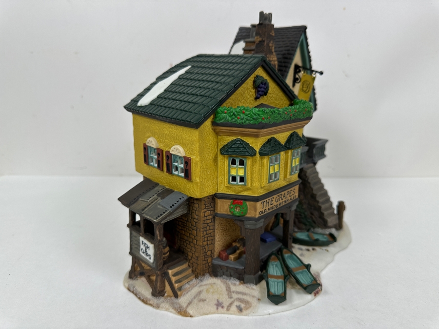 Limited Edition (Limited To 1996) Department 56 Heritage Village Collection Dickens' Village Series 'The Grapes Inn' 5th Edition, 1996 With Original Box [Photo 6]