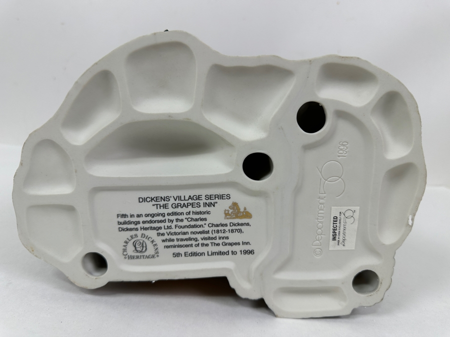 Limited Edition (Limited To 1996) Department 56 Heritage Village Collection Dickens' Village Series 'The Grapes Inn' 5th Edition, 1996 With Original Box [Photo 9]