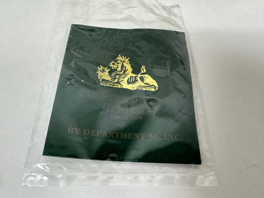 Limited Edition (Limited To 1996) Department 56 Heritage Village Collection Dickens' Village Series 'The Grapes Inn' 5th Edition, 1996 With Original Box [Photo 11]