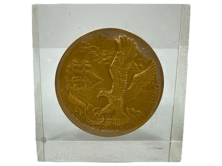 Vintage 1975 Bicentennial U.S. Navy Medallion Birth Of The United States NAVY October 13, 1775 Encased In Acrylic Display 4 X 4