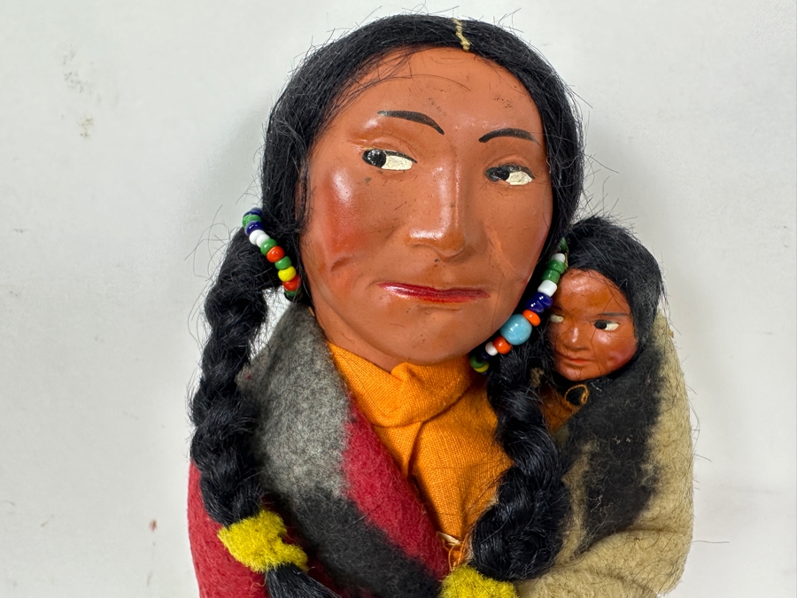 Vintage 1945 Handmade American Indian Doll From Albuquerque, New Mexico 13'H [Photo 3]