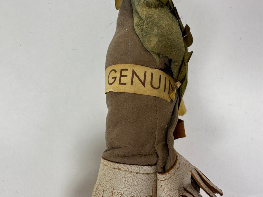 Vintage Handmade American Indian Doll 7'H [Photo 3]