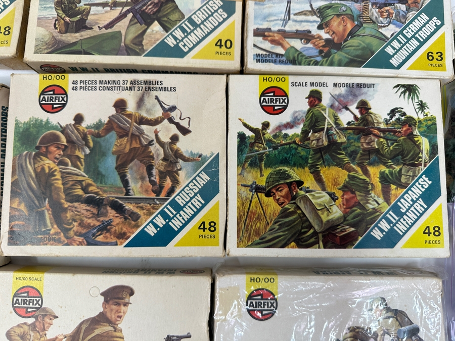 Collection Of Train HO Scale Plastic Military Figures, Horses, Cannons & More - See Photos [Photo 7]