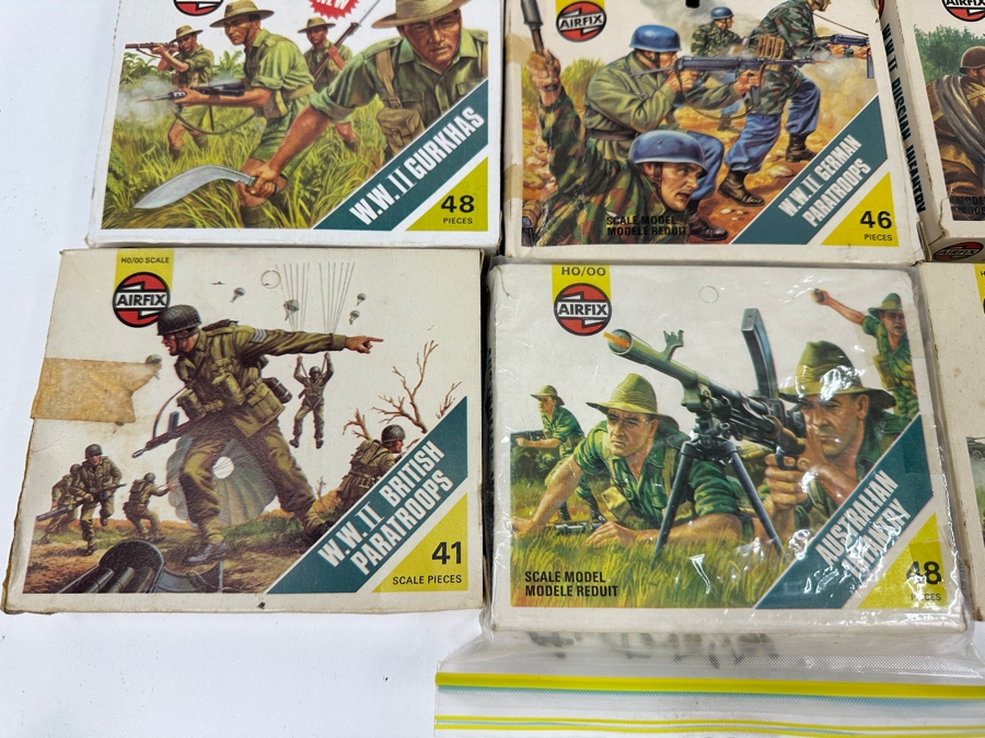 Collection Of Train HO Scale Plastic Military Figures, Horses, Cannons & More - See Photos [Photo 9]