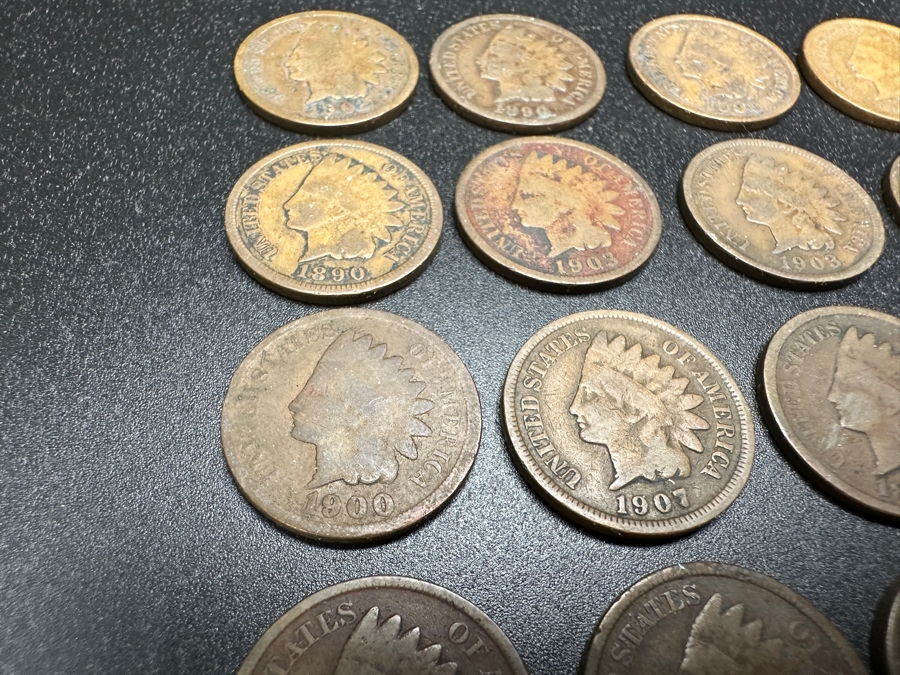 Collection Of (20) Antique Indian Head Cent Pennies From Various Years [Photo 7]