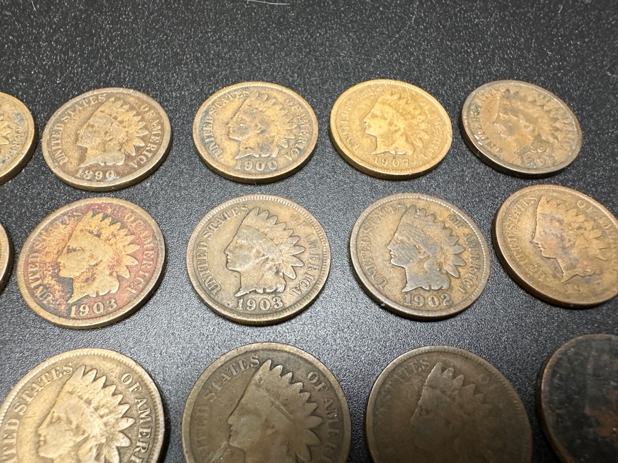 Collection Of (20) Antique Indian Head Cent Pennies From Various Years [Photo 10]
