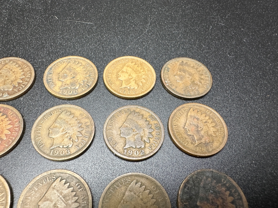 Collection Of (20) Antique Indian Head Cent Pennies From Various Years [Photo 11]