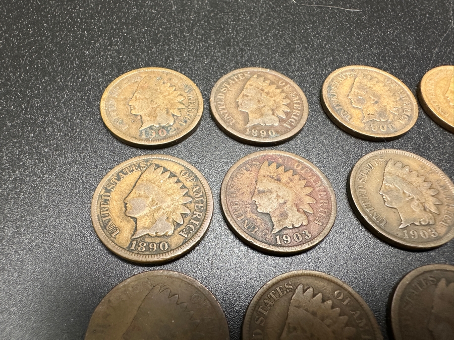 Collection Of (20) Antique Indian Head Cent Pennies From Various Years [Photo 8]