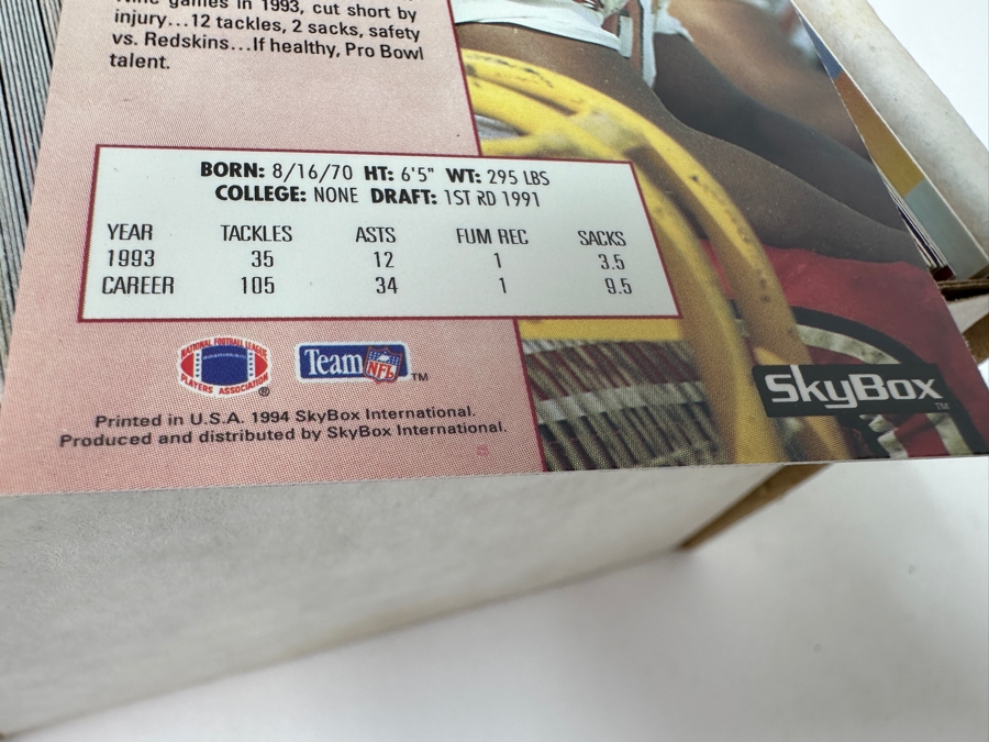 NFL Football Trading Cards Including Marshall Faulk Rookie Card And Other Rookie Cards - See Photos [Photo 16]