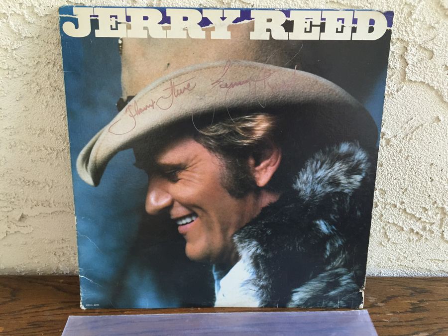 Jerry Reed ‎- Ready - RCA Victor ‎- AHL1-4692 - SIGNED [Photo 1]