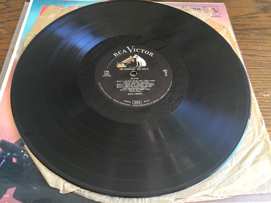 Elvis Presley ‎- Elvis - RCA Victor ‎- LPM-1382 [Photo 5]