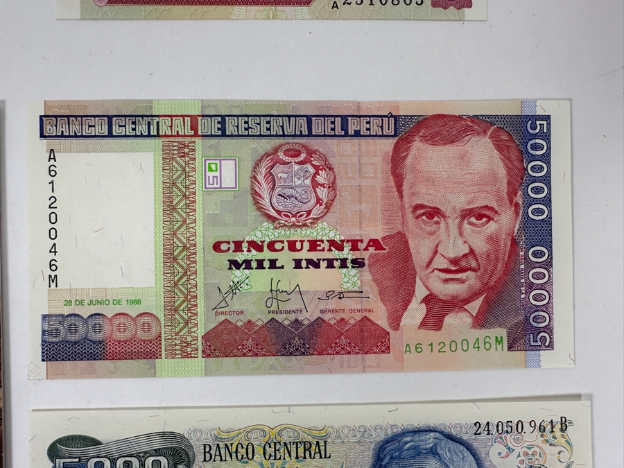 Just Added - (10) Uncirculated World Currency And (2) Limited Edition Calling Cards From Money World Asia 1994 Held Aug 25-28, 1994 At The World Trade Centre Singapore [Photo 12]