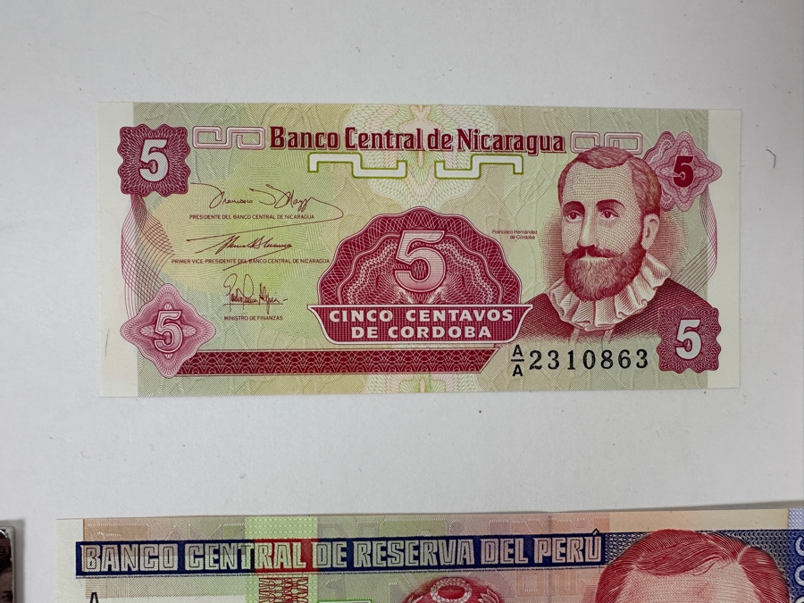 Just Added - (10) Uncirculated World Currency And (2) Limited Edition Calling Cards From Money World Asia 1994 Held Aug 25-28, 1994 At The World Trade Centre Singapore [Photo 13]