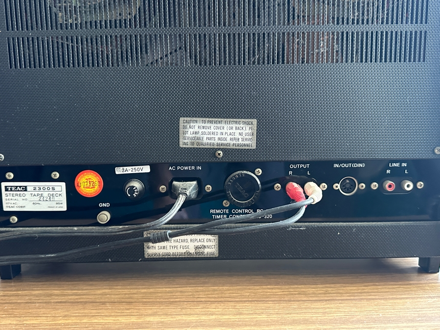 TEAC 2300S Stereo Reel-To-Reel Tape Deck 17.5W X 7ED X 15.5H [Photo 8]