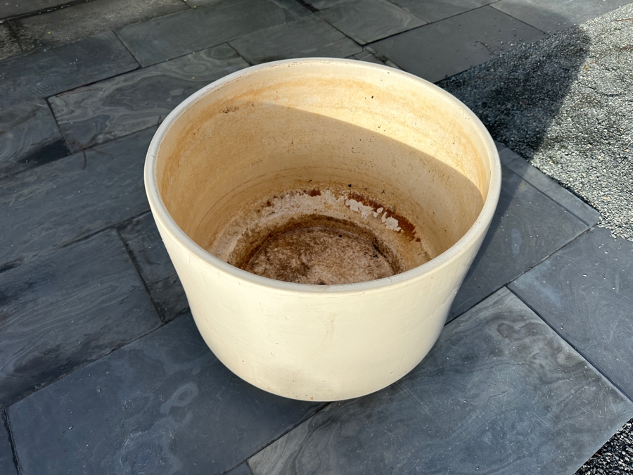 Vintage Mid-Century Modern Gainey Ceramics Large Pot Planter White 19W X 15H [Photo 6]
