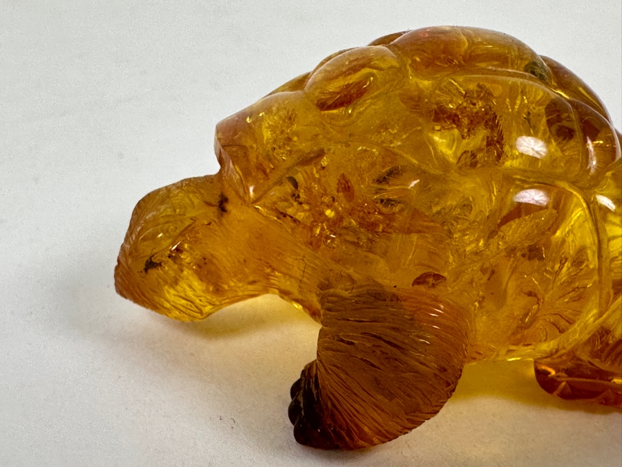 Carved Amber Turtle Figurine 1.5'L [Photo 8]