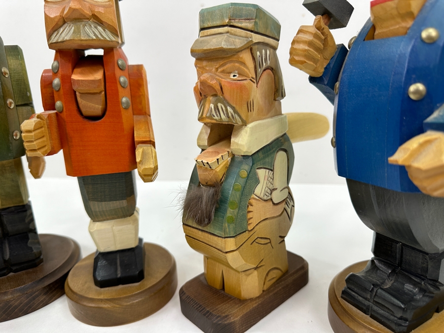 Collection Of Four Traditional German Wooden Nutcracker Figurines 9H To 13H [Photo 5]