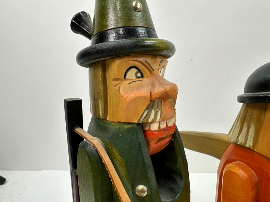 Collection Of Four Traditional German Wooden Nutcracker Figurines 9H To 13H [Photo 3]