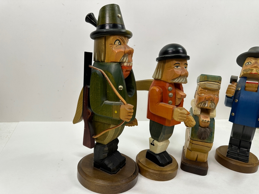Collection Of Four Traditional German Wooden Nutcracker Figurines 9H To 13H [Photo 2]