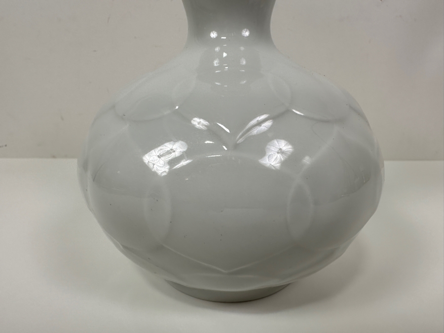 Meissen Germany Porcelain Lotus Leaves Vase Designed By Ludvig Zepner 8'H [Photo 4]
