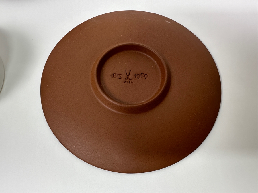 (2) Meissen Germany Porcelain White Tea Bowls & Saucers 4.25'W [Photo 12]