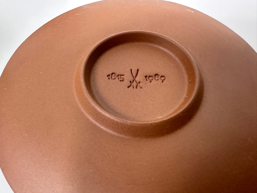 (2) Meissen Germany Porcelain White Tea Bowls & Saucers 4.25'W [Photo 13]