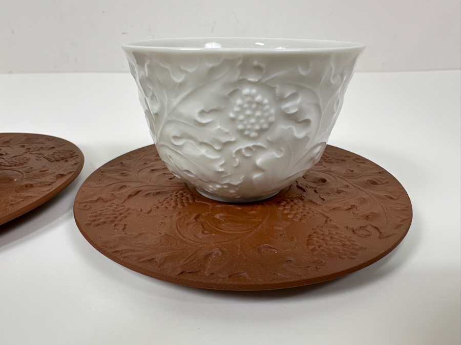 (2) Meissen Germany Porcelain White Tea Bowls & Saucers 4.25'W [Photo 4]