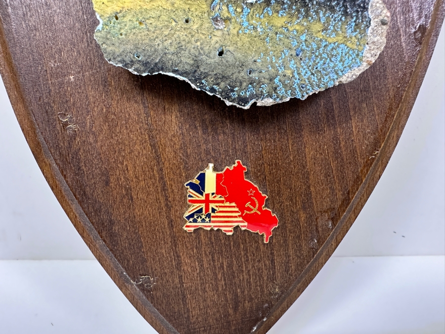 A Piece Of The Berlin Wall Plaque 7W X 14H [Photo 6]