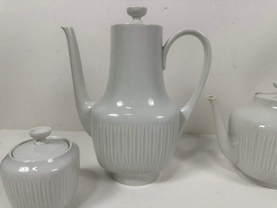 Vintage Mid-Century Modern Lorenz Hutschenreuther White Porcelain Coffee And Tea Service [Photo 2]