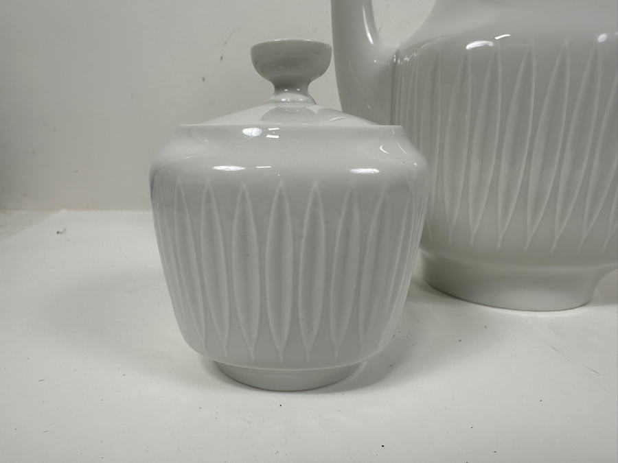 Vintage Mid-Century Modern Lorenz Hutschenreuther White Porcelain Coffee And Tea Service [Photo 4]