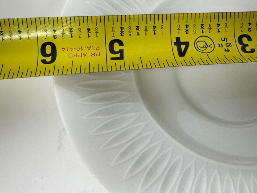 Vintage Mid-Century Modern Lorenz Hutschenreuther White Porcelain (7) Cups & Saucers [Photo 5]