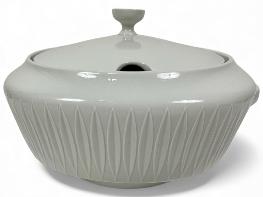Vintage Mid-Century Modern Lorenz Hutschenreuther White Porcelain Soup Tureen 11W