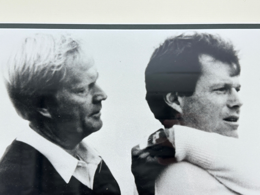 Vintage B&W Photograph Of Professional Golfers Jack Nicklaus & Tom Watson 14' X 11' Framed 20' X 17' [Photo 4]
