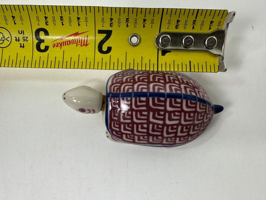 Hand Painted Asian Porcelain Snuff Bottle Signed Underneath 2.5'L [Photo 5]