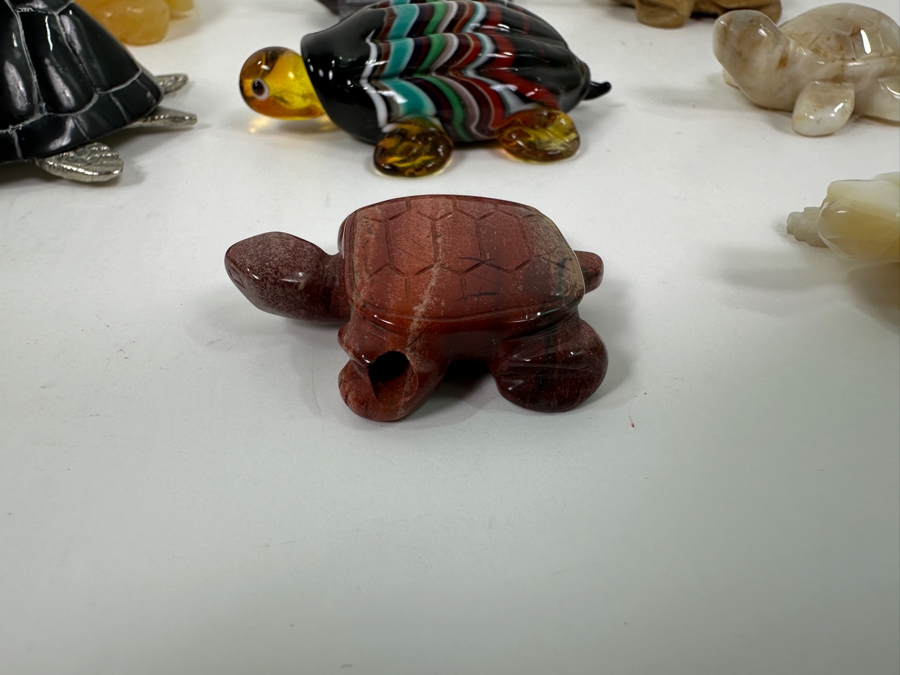 Collection Of (15) Hand Carved Stone And Glass Turtle Figurines [Photo 18]