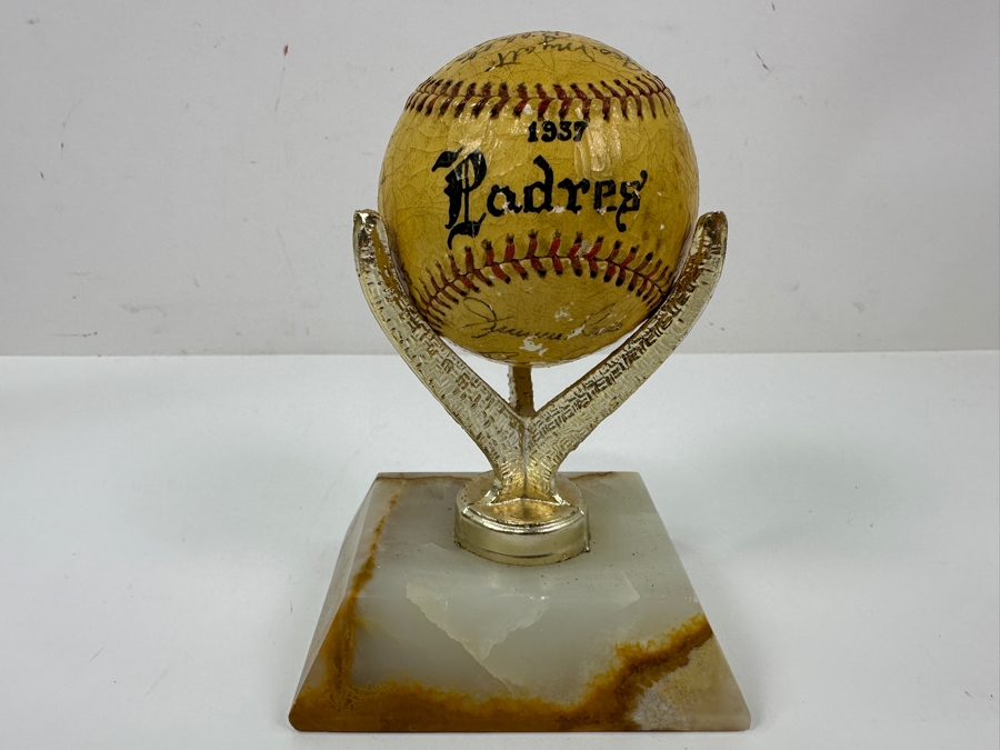 Vintage 1937 San Diego Padres Pacific Coast League Team Signed Shellacked Baseball Featuring The Autograph Of 18 Year Old Ted Williams - See Photos For Player Signatures [Photo 4]