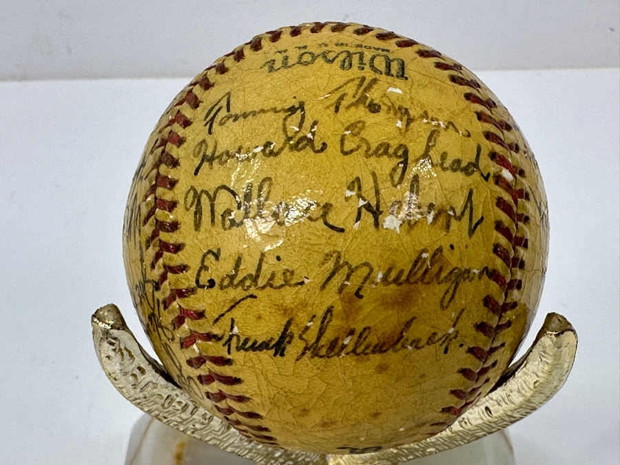Vintage 1937 San Diego Padres Pacific Coast League Team Signed Shellacked Baseball Featuring The Autograph Of 18 Year Old Ted Williams - See Photos For Player Signatures [Photo 15]