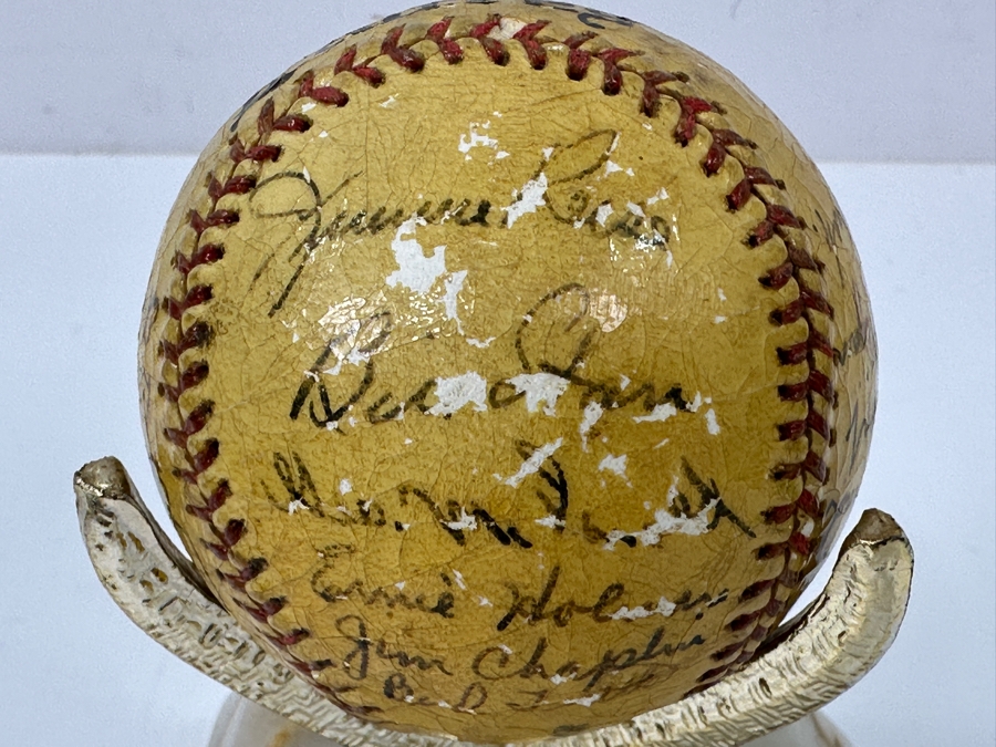 Vintage 1937 San Diego Padres Pacific Coast League Team Signed Shellacked Baseball Featuring The Autograph Of 18 Year Old Ted Williams - See Photos For Player Signatures [Photo 21]
