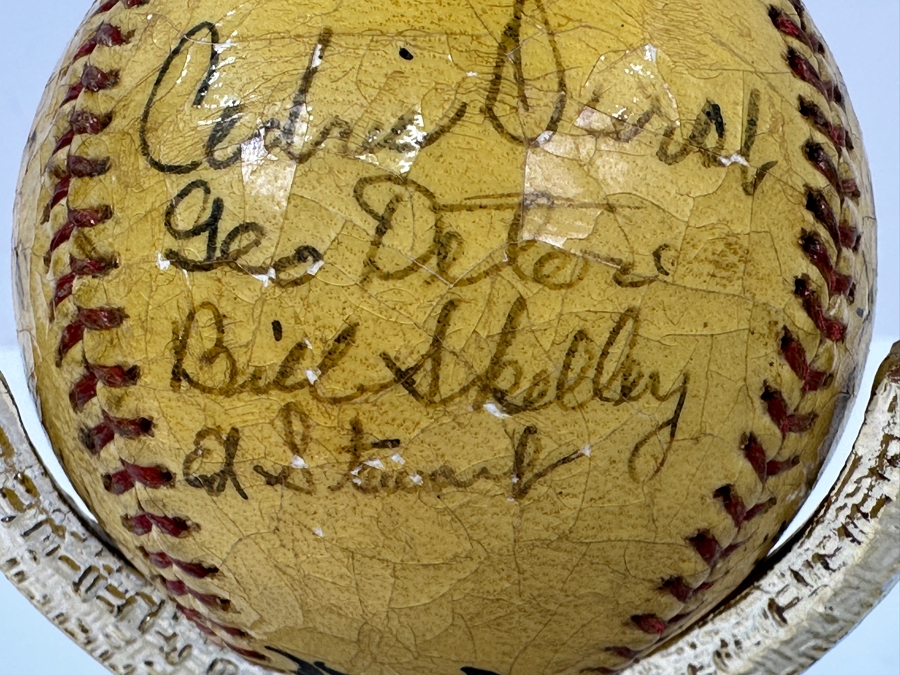 Vintage 1937 San Diego Padres Pacific Coast League Team Signed Shellacked Baseball Featuring The Autograph Of 18 Year Old Ted Williams - See Photos For Player Signatures [Photo 18]