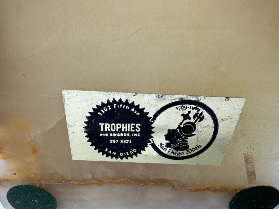 Vintage 1937 San Diego Padres Pacific Coast League Team Signed Shellacked Baseball Featuring The Autograph Of 18 Year Old Ted Williams - See Photos For Player Signatures [Photo 27]