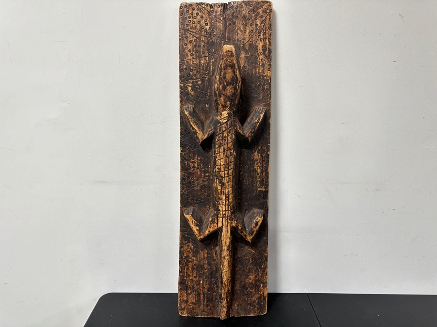 Vintage Relief Carved Wooden Nigerian Crocodile Totem Alligator Tribal Art Piece 14'W X 47'H [Photo 2]