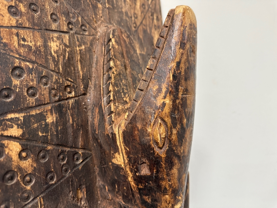 Vintage Relief Carved Wooden Nigerian Crocodile Totem Alligator Tribal Art Piece 14'W X 47'H [Photo 7]