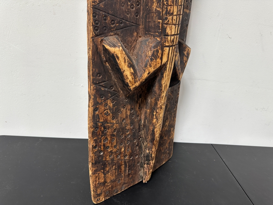 Vintage Relief Carved Wooden Nigerian Crocodile Totem Alligator Tribal Art Piece 14'W X 47'H [Photo 5]