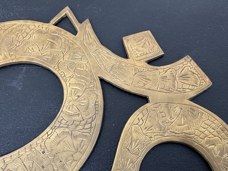 Solid Brass Decorative Om Symbol Wall Hanging 12.5 X 12.5 [Photo 3]